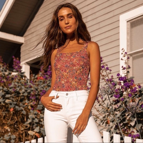 Lulu’s Sheer Mesh Floral Bodysuit - Picture 5 of 13